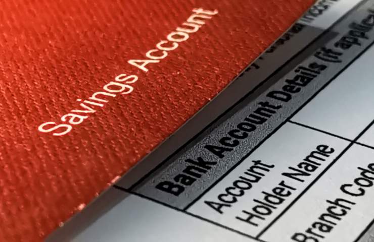 Documenti cartacei di account bancari